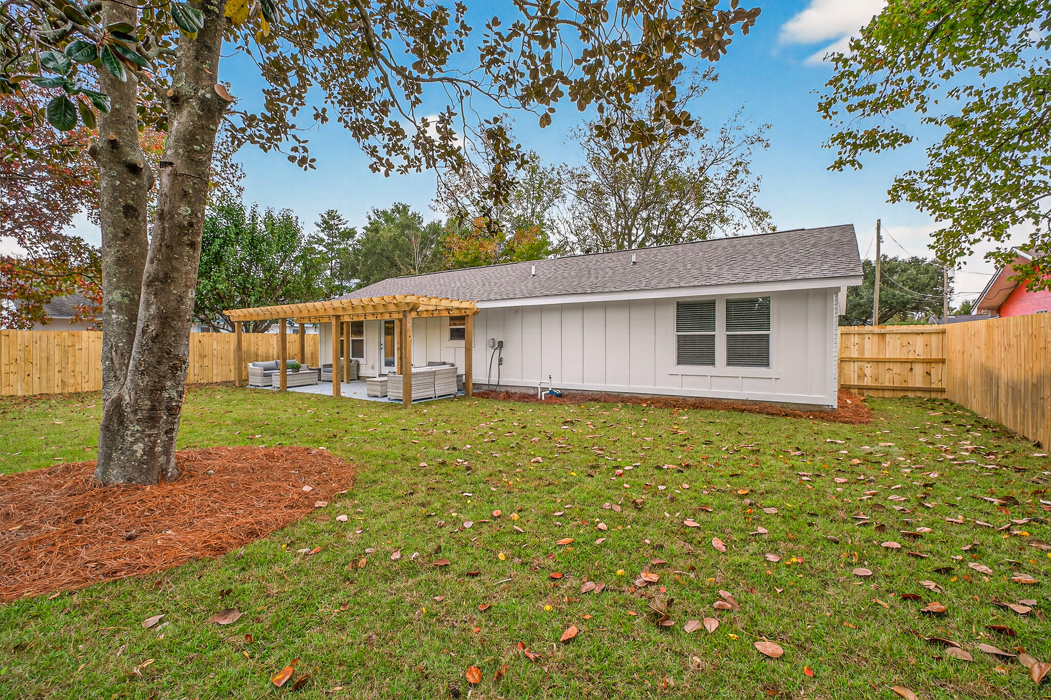 WYNNEHAVEN BEACH EST - Residential