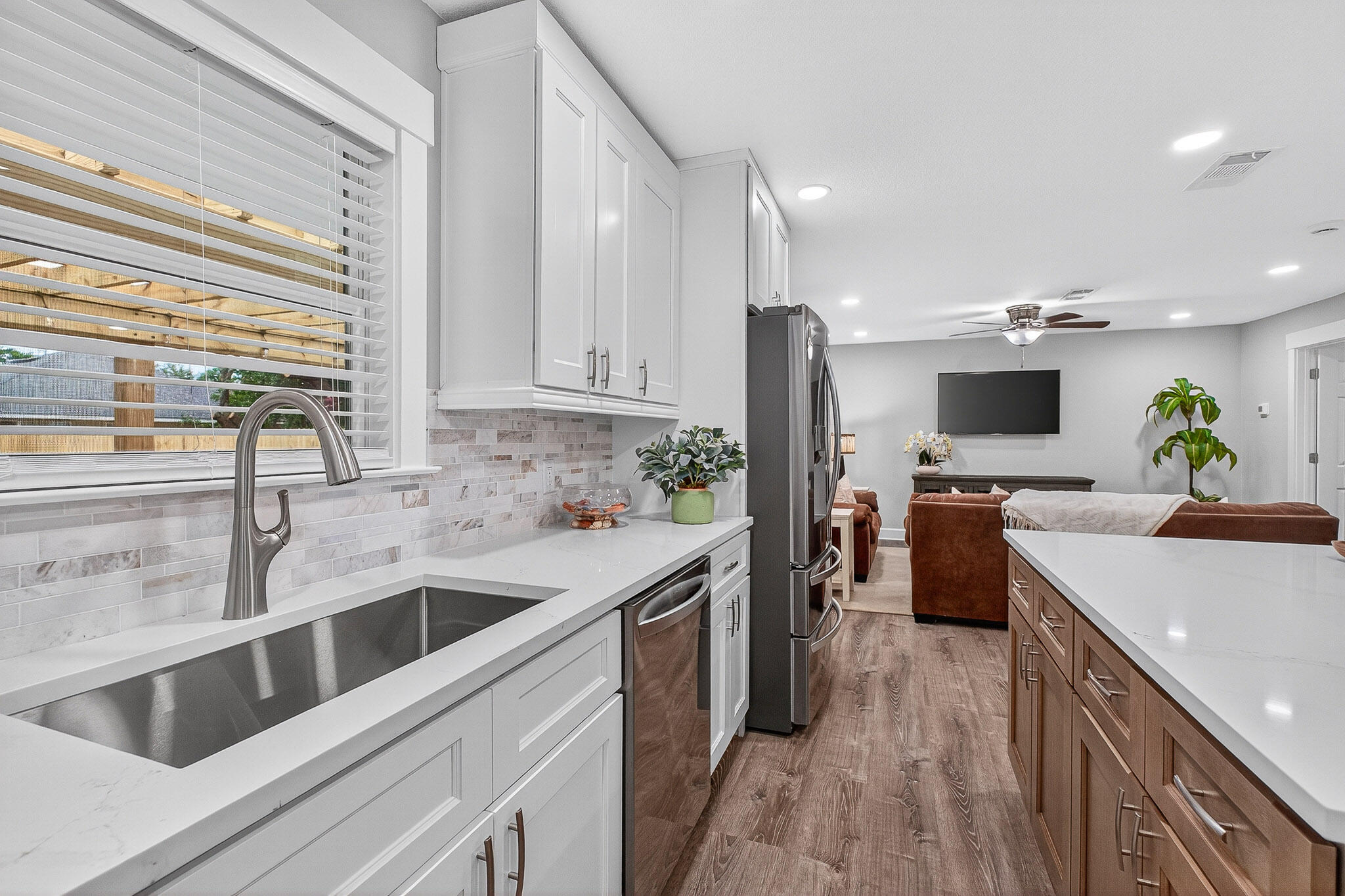 WYNNEHAVEN BEACH EST - Residential