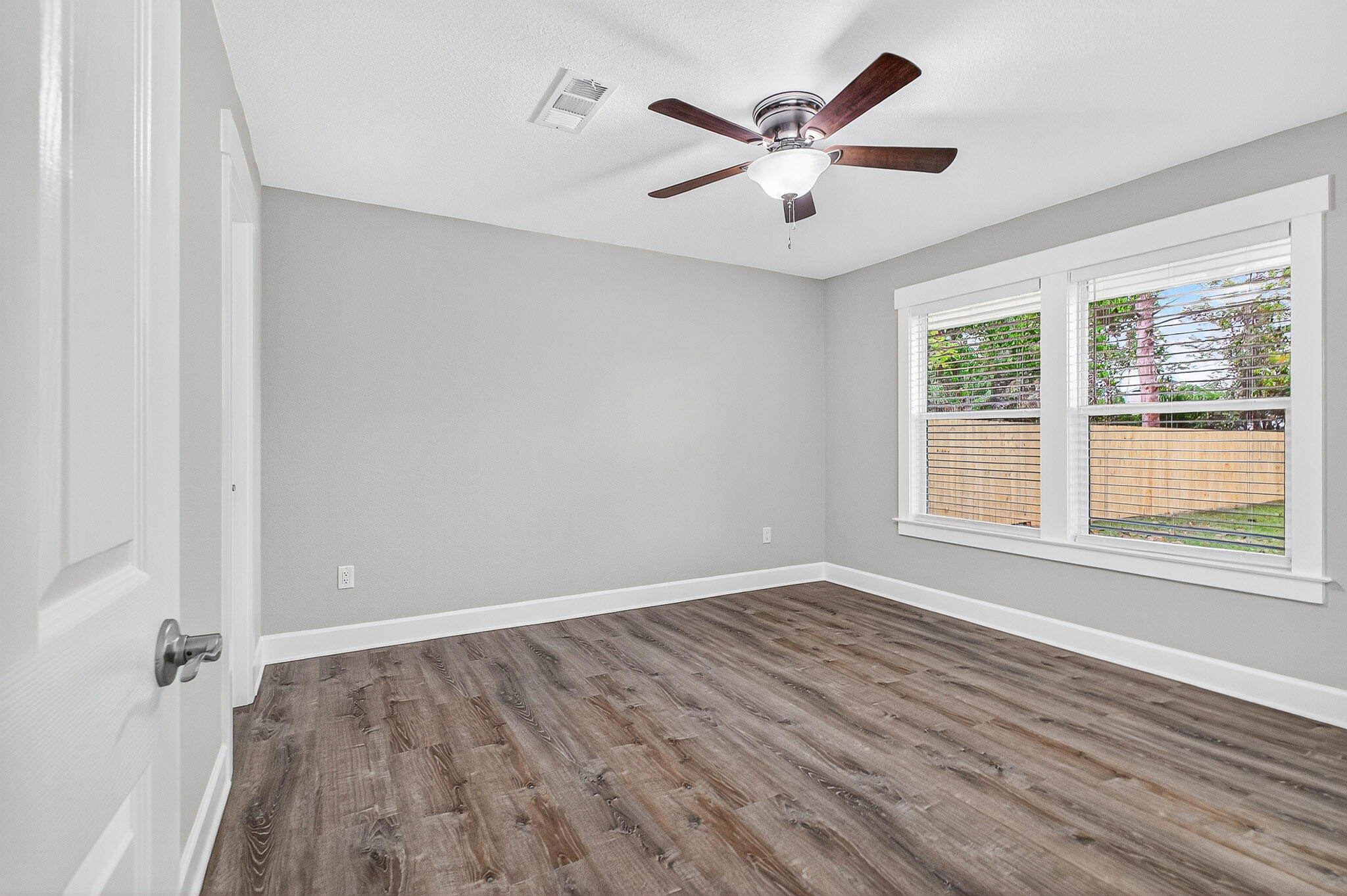 WYNNEHAVEN BEACH EST - Residential