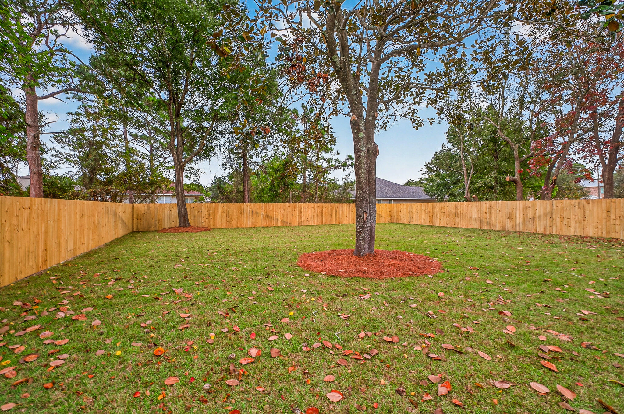 WYNNEHAVEN BEACH EST - Residential