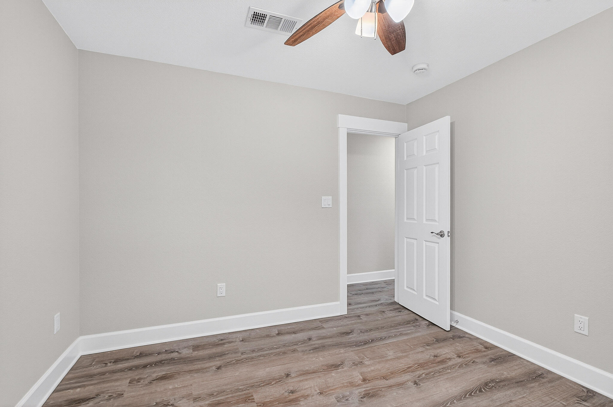 WYNNEHAVEN BEACH EST - Residential