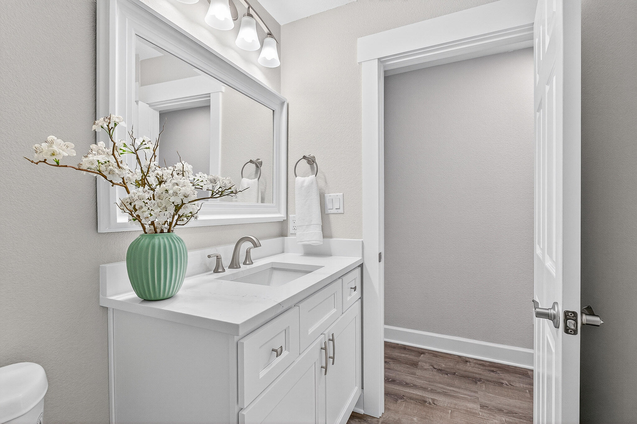 WYNNEHAVEN BEACH EST - Residential