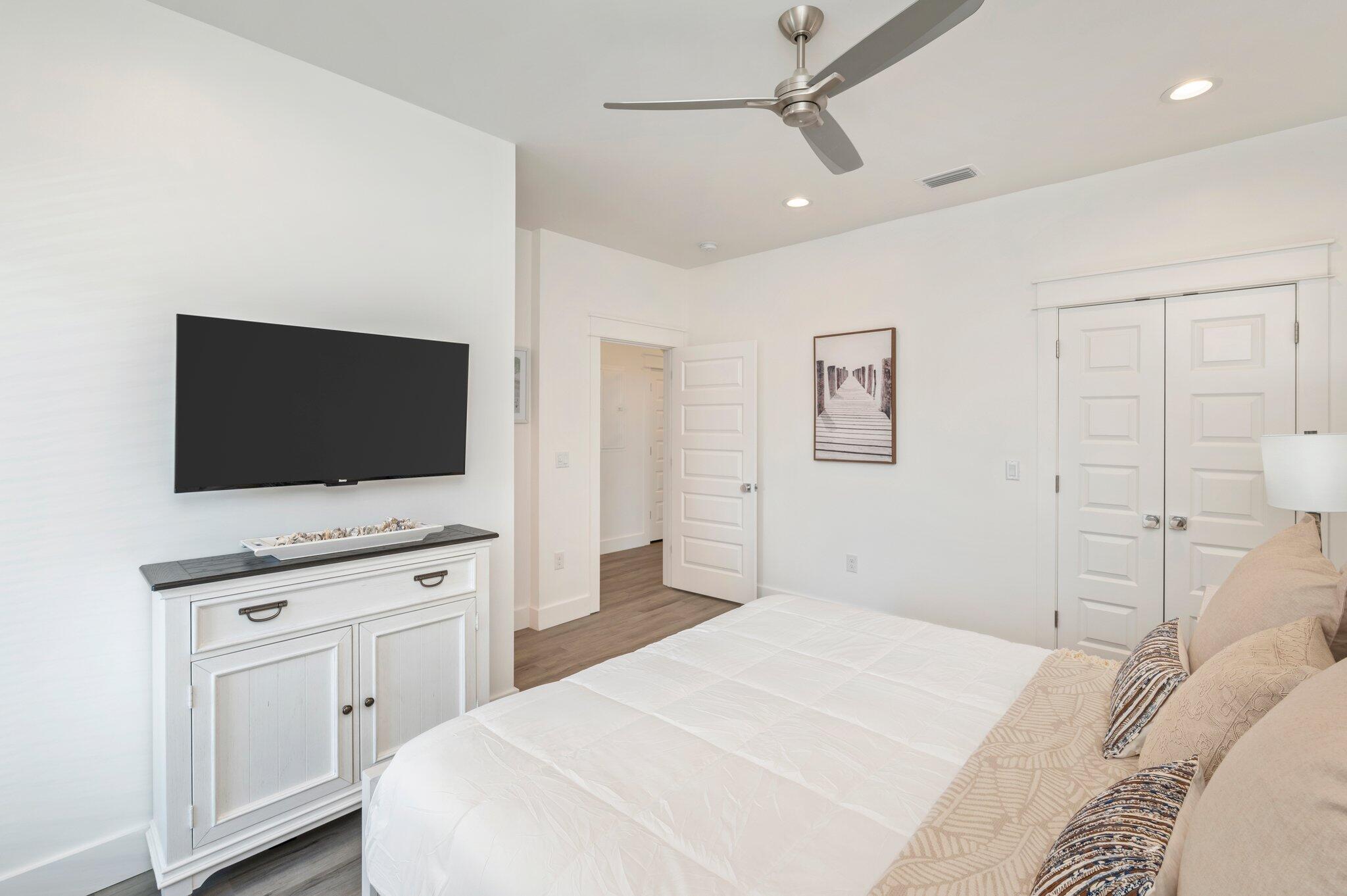 EASTERN LAKE S/D - Residential