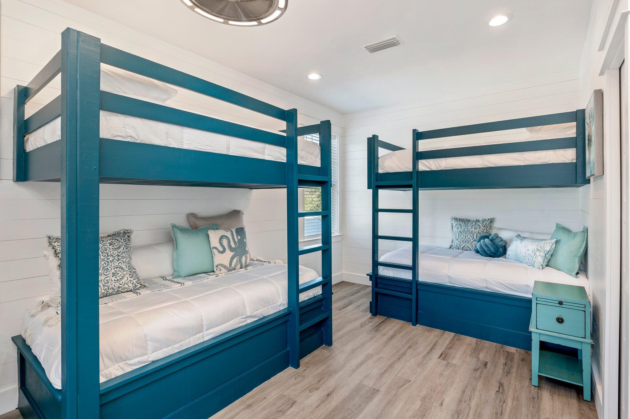 EASTERN LAKE S/D - Residential