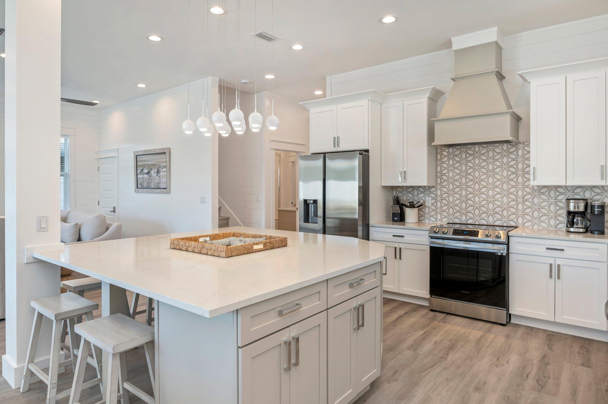 EASTERN LAKE S/D - Residential