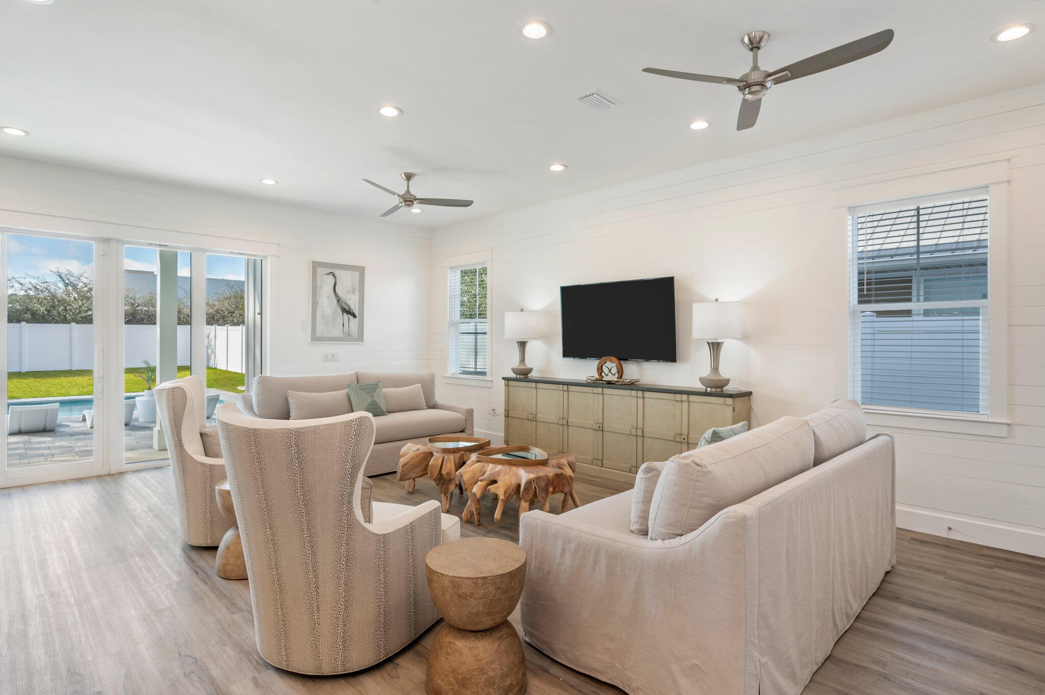 EASTERN LAKE S/D - Residential