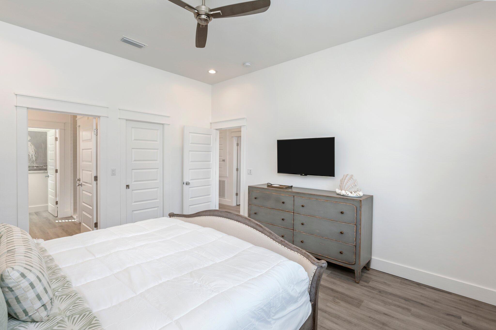 EASTERN LAKE S/D - Residential