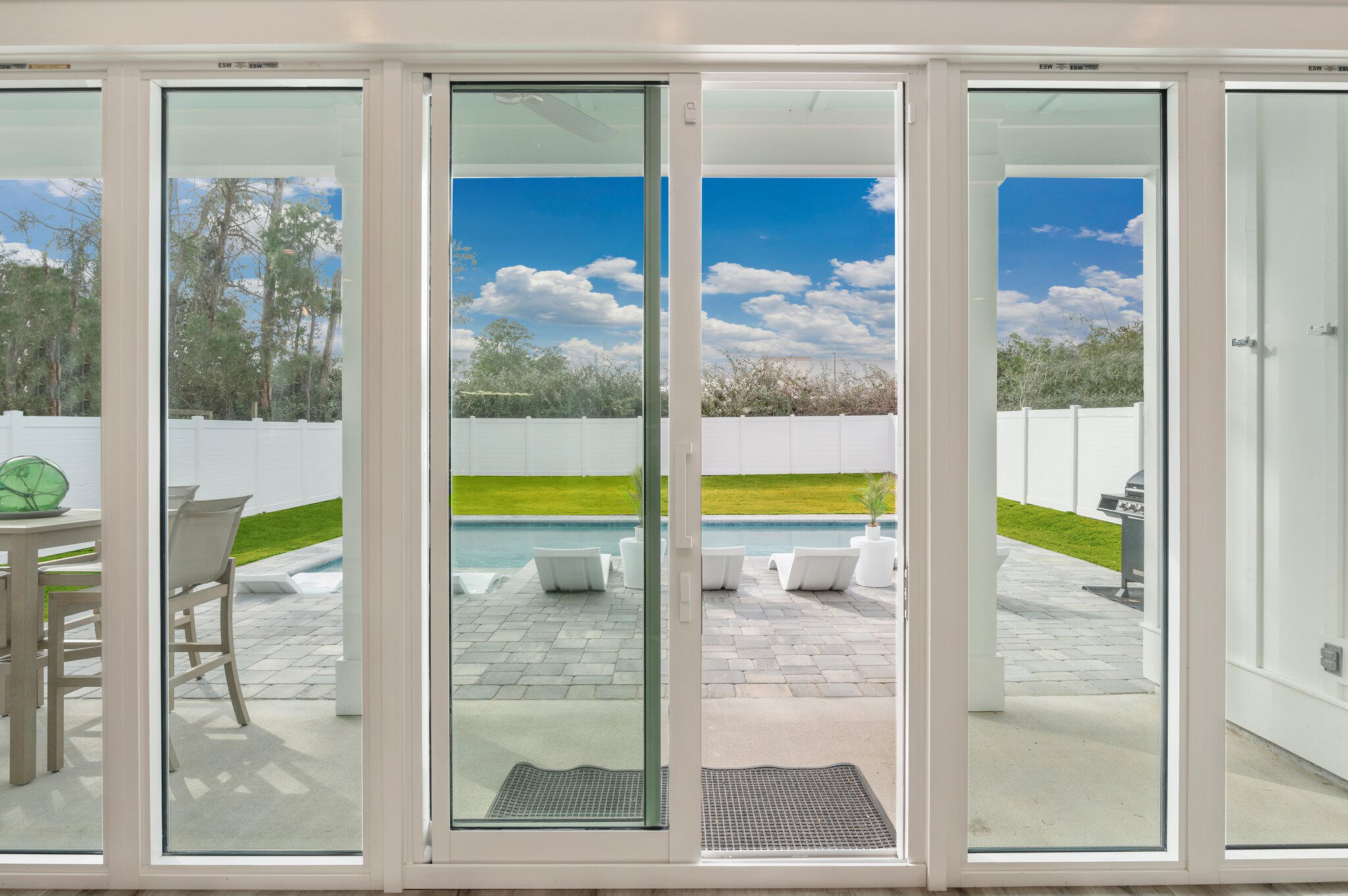 EASTERN LAKE S/D - Residential