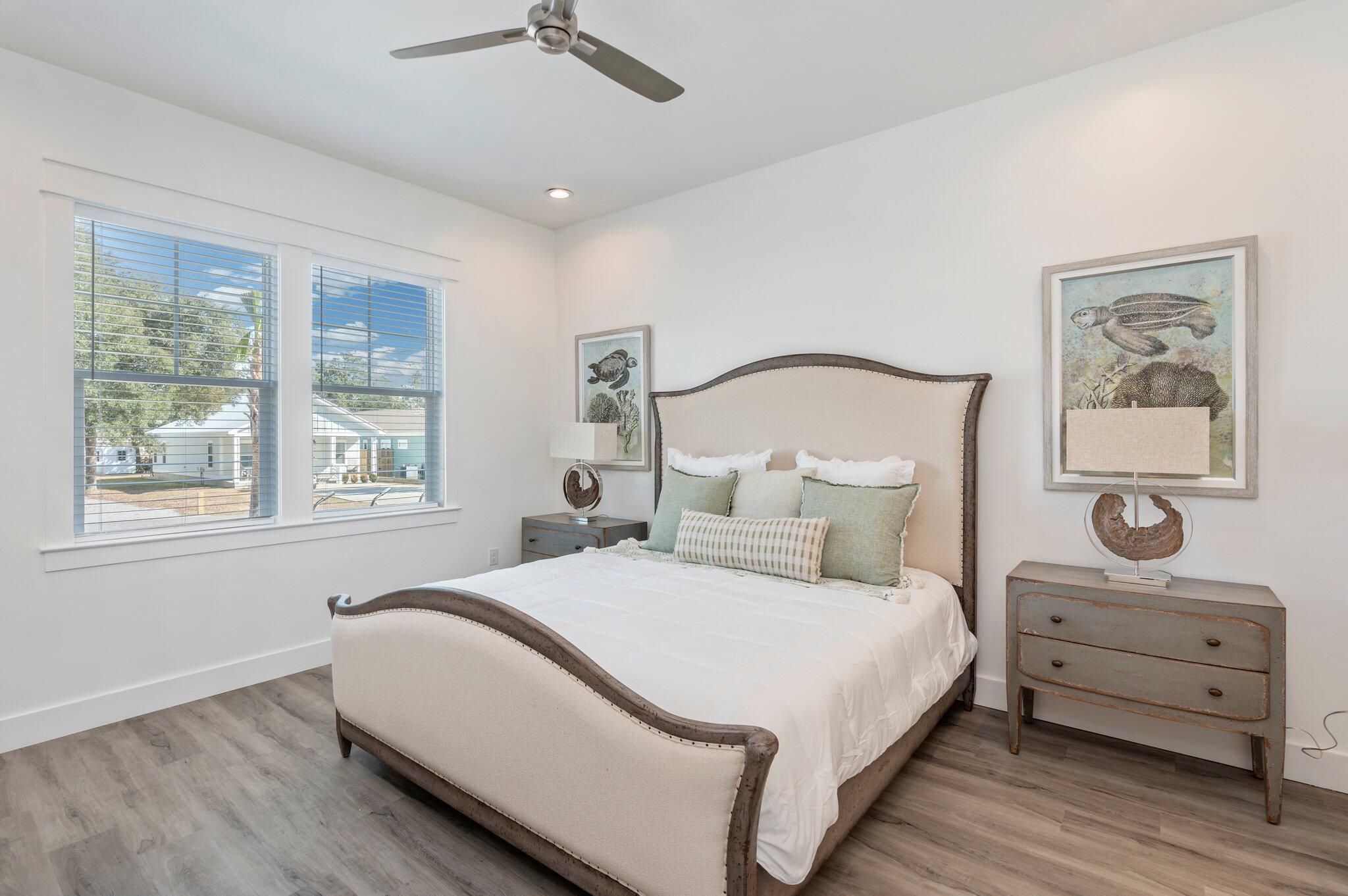 EASTERN LAKE S/D - Residential