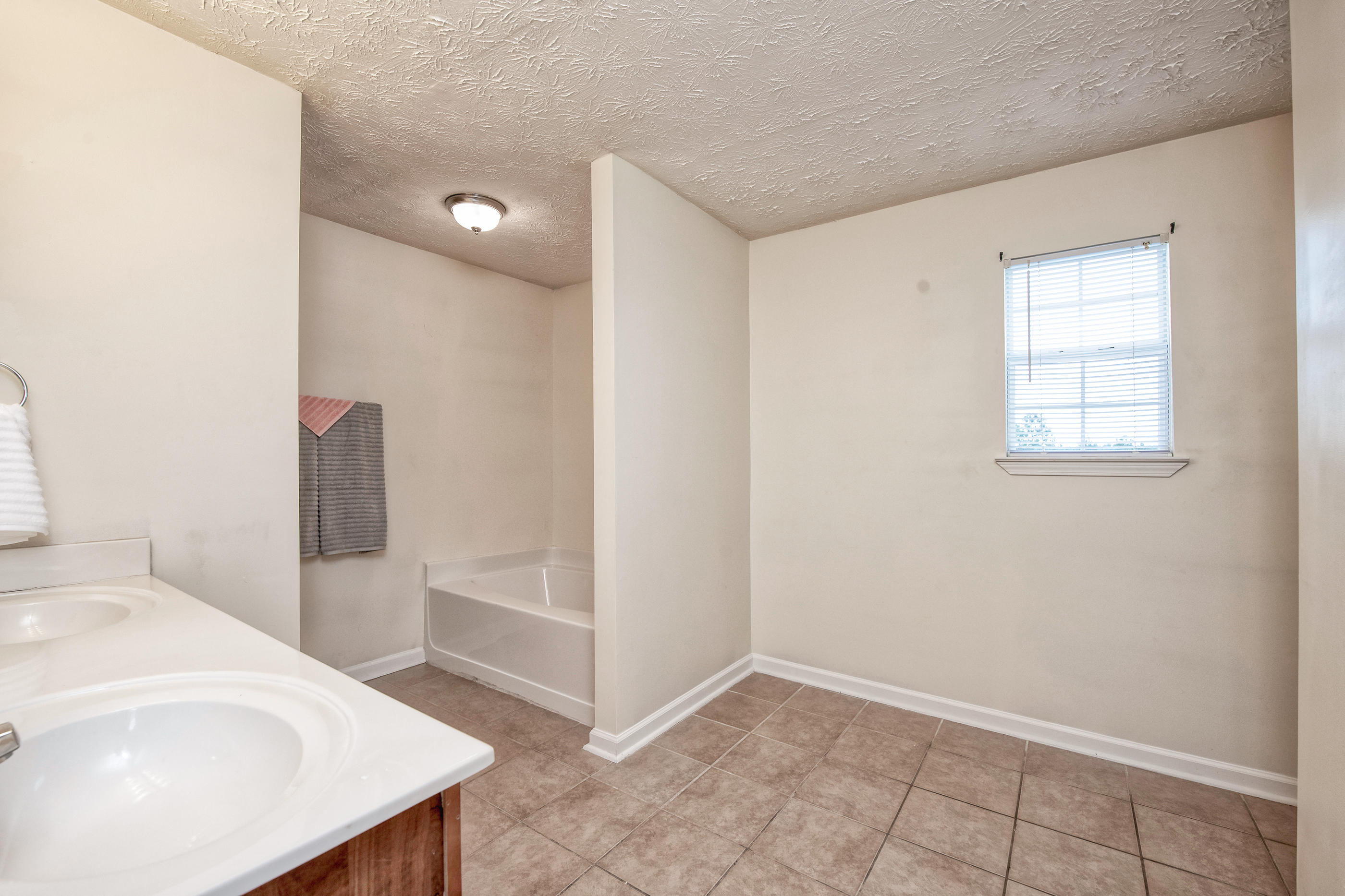 Lake Silver 1st Addn - Residential