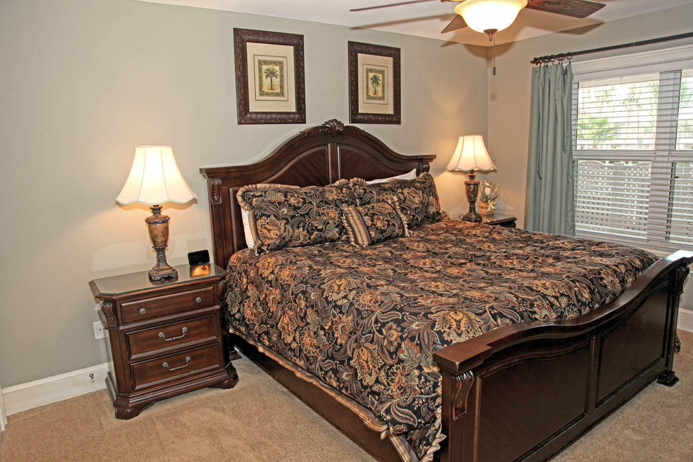 CRYSTAL DUNES CONDO - Residential