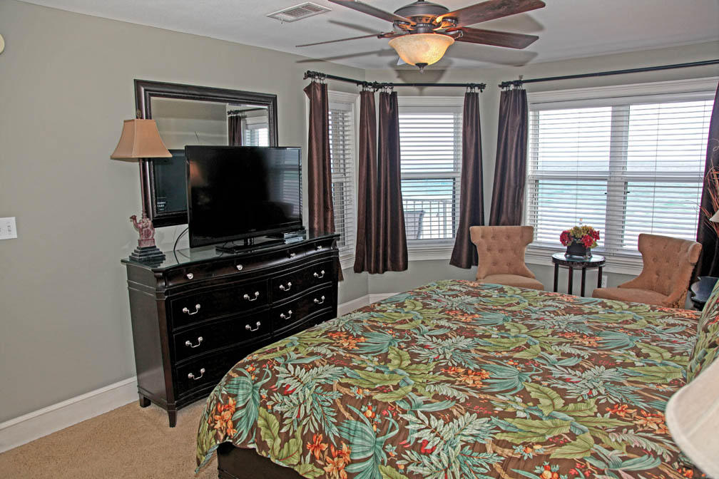 CRYSTAL DUNES CONDO - Residential