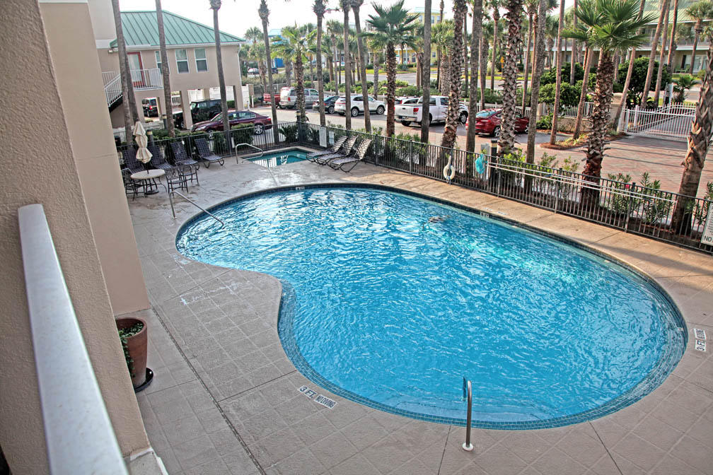 CRYSTAL DUNES CONDO - Residential