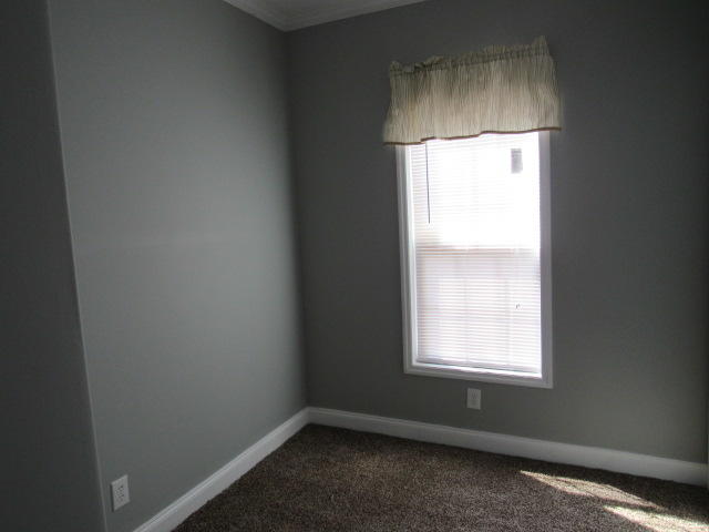 COUNTRY MANOR ESTATES - Residential