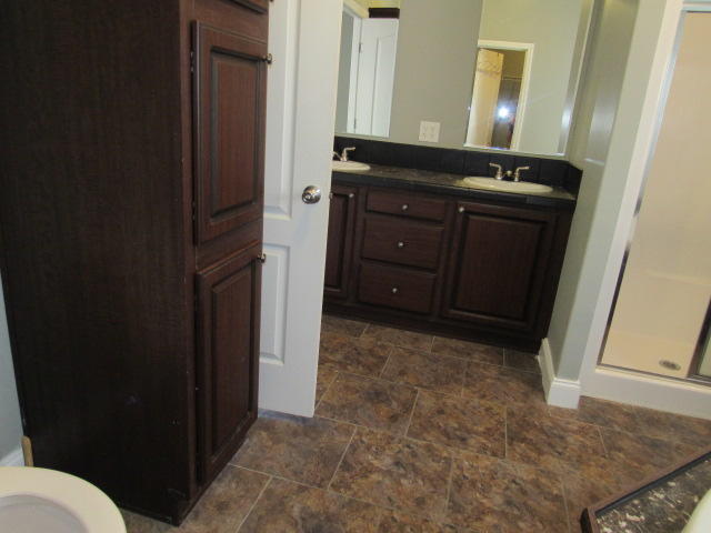 COUNTRY MANOR ESTATES - Residential