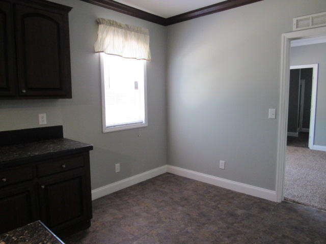 COUNTRY MANOR ESTATES - Residential