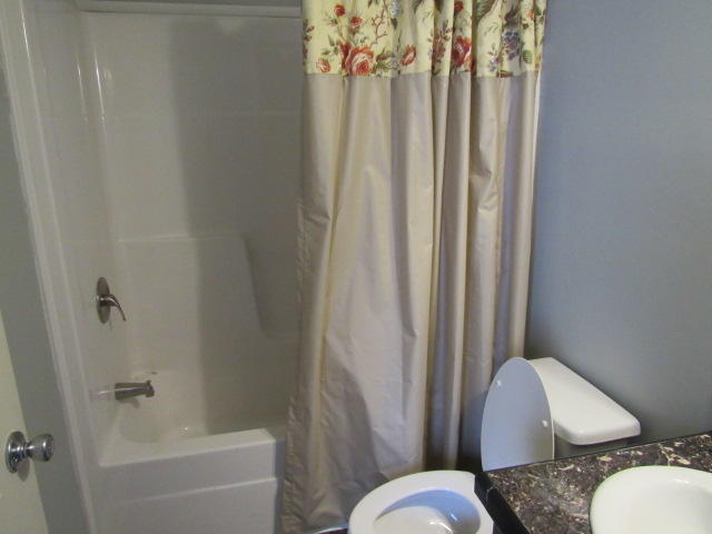 COUNTRY MANOR ESTATES - Residential