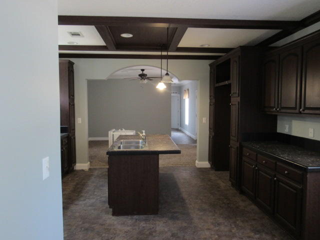 COUNTRY MANOR ESTATES - Residential