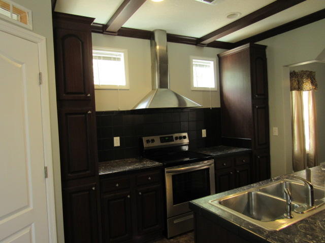 COUNTRY MANOR ESTATES - Residential