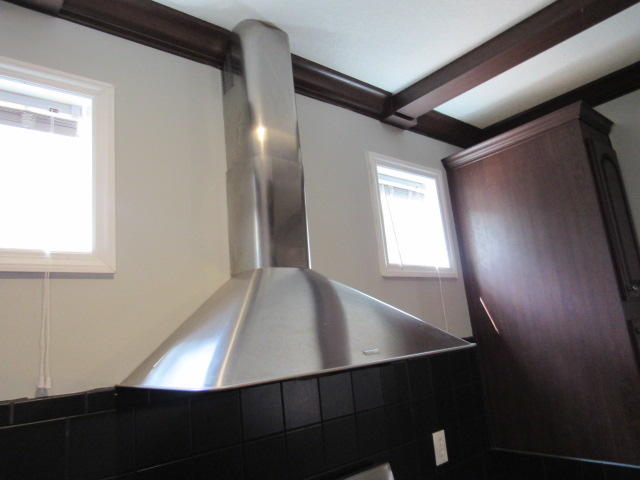 COUNTRY MANOR ESTATES - Residential