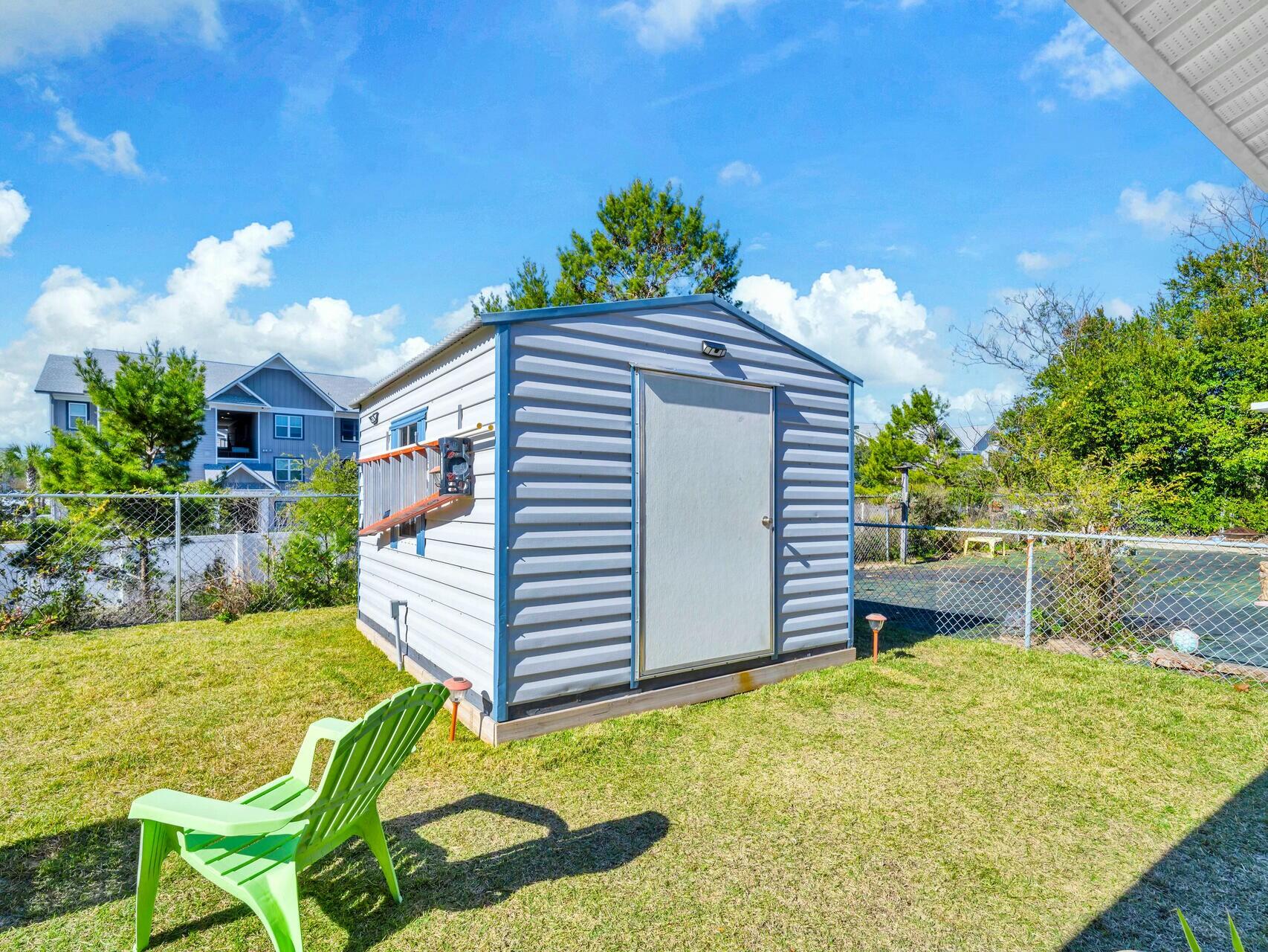 EL CENTRO BEACH - Residential