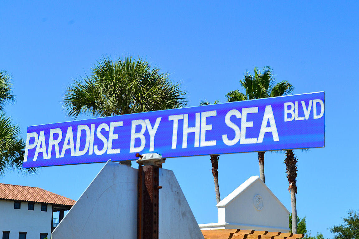 PARADISE BY THE SEA - Land