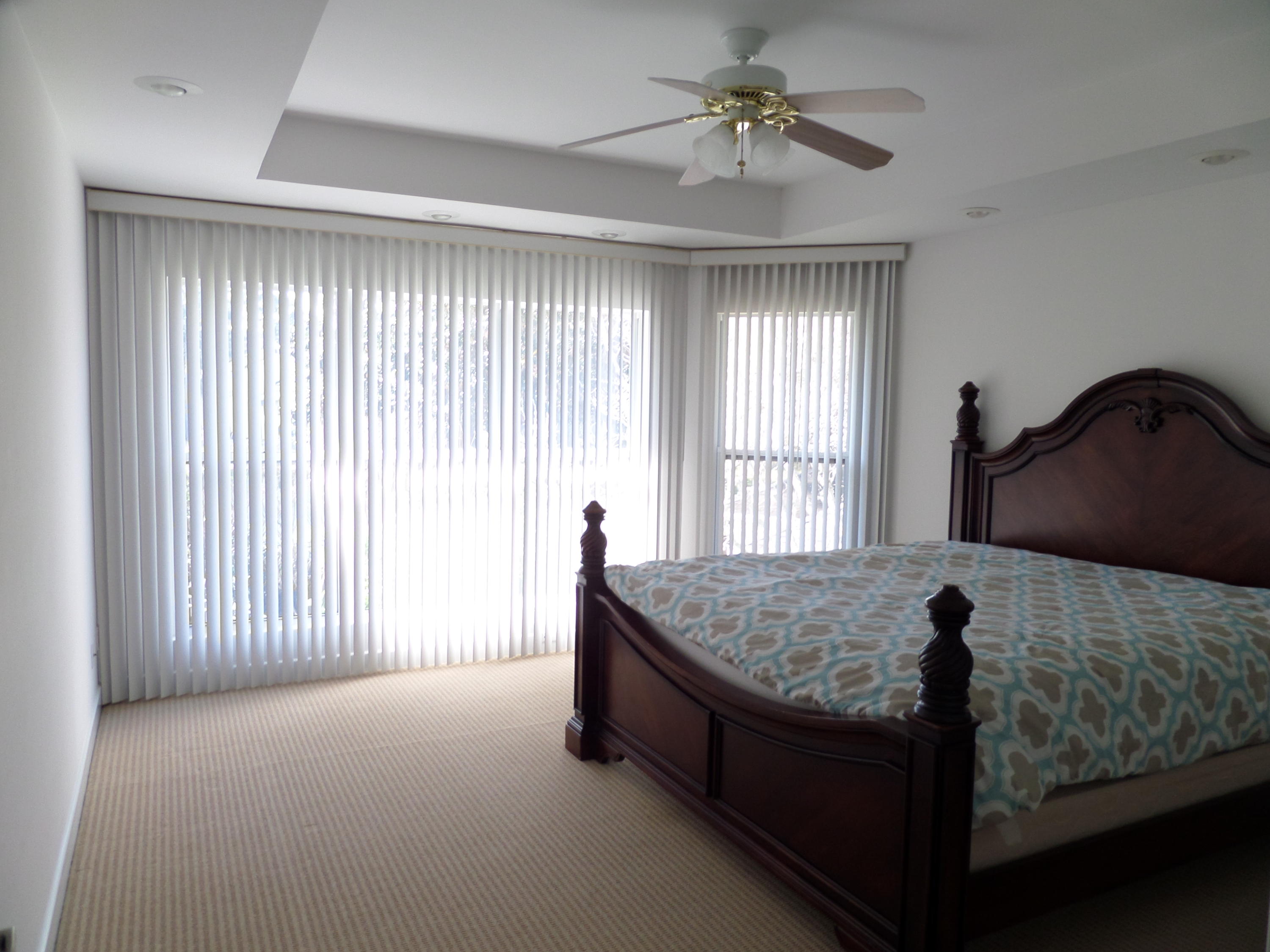 HIDDEN LAKES - Residential