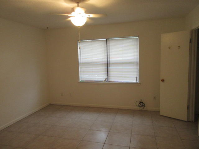 PALM ESTATES UNIT 2 - Residential