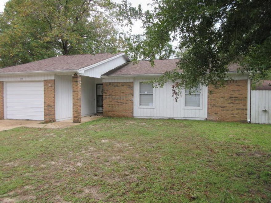 With a little love this 3 bedroom, 2 bath REO home in the heart of Niceville would be a fantastic year round residence or rental investment. The home features an attached 1 car garage, breakfast bar, an covered patio, open deck and is centrally located. The location is super close to shopping, schools, restaurants and employment opportunities.