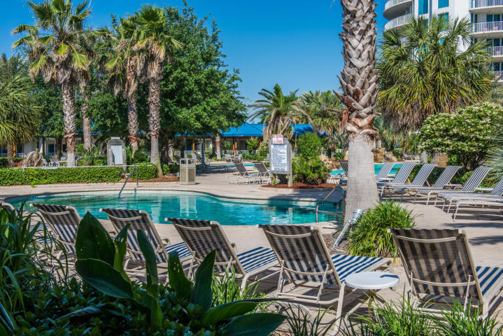 THE PALMS OF DESTIN - Residential