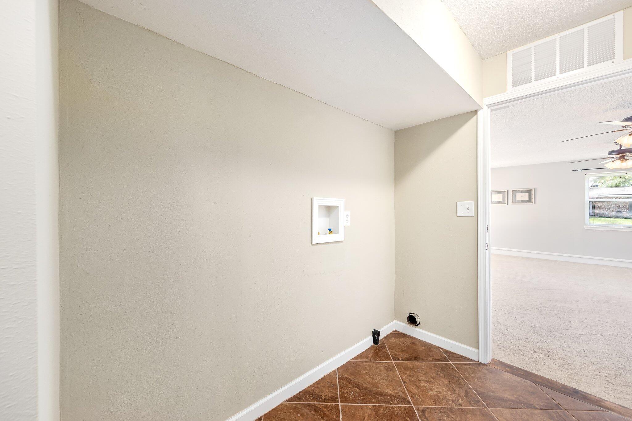 PALM ESTATES UNIT 3 - Residential