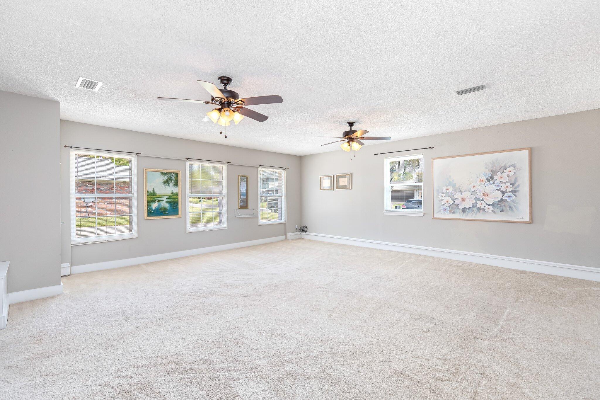 PALM ESTATES UNIT 3 - Residential