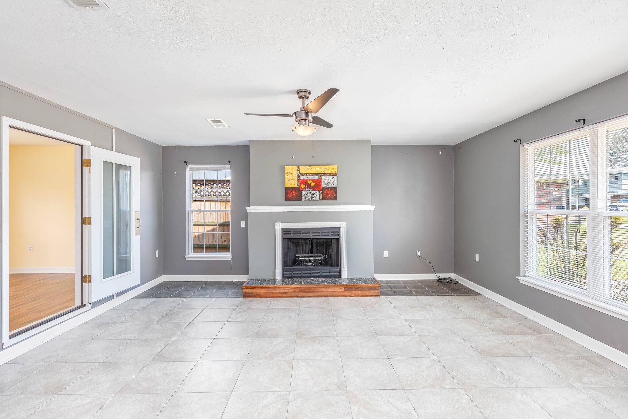 PALM ESTATES UNIT 3 - Residential