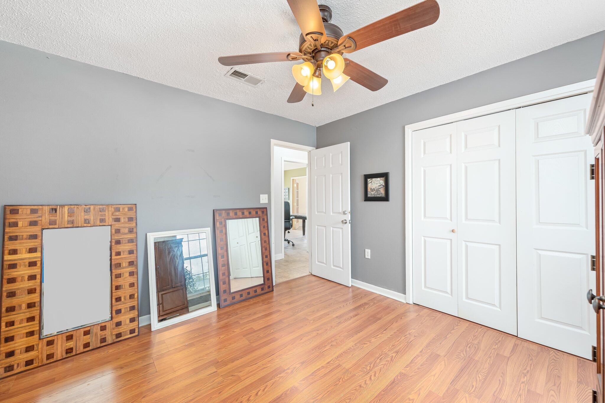 PALM ESTATES UNIT 3 - Residential