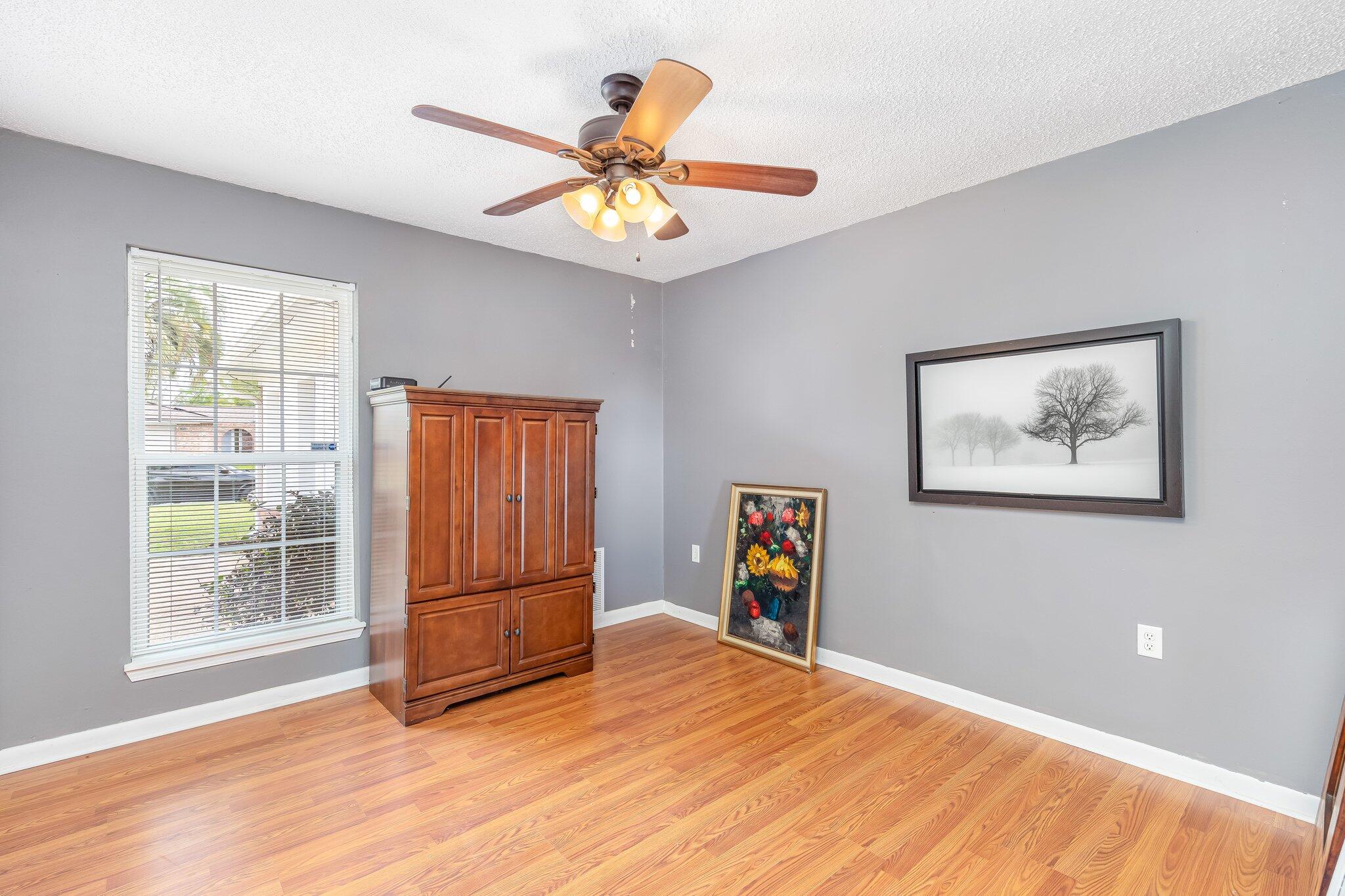 PALM ESTATES UNIT 3 - Residential