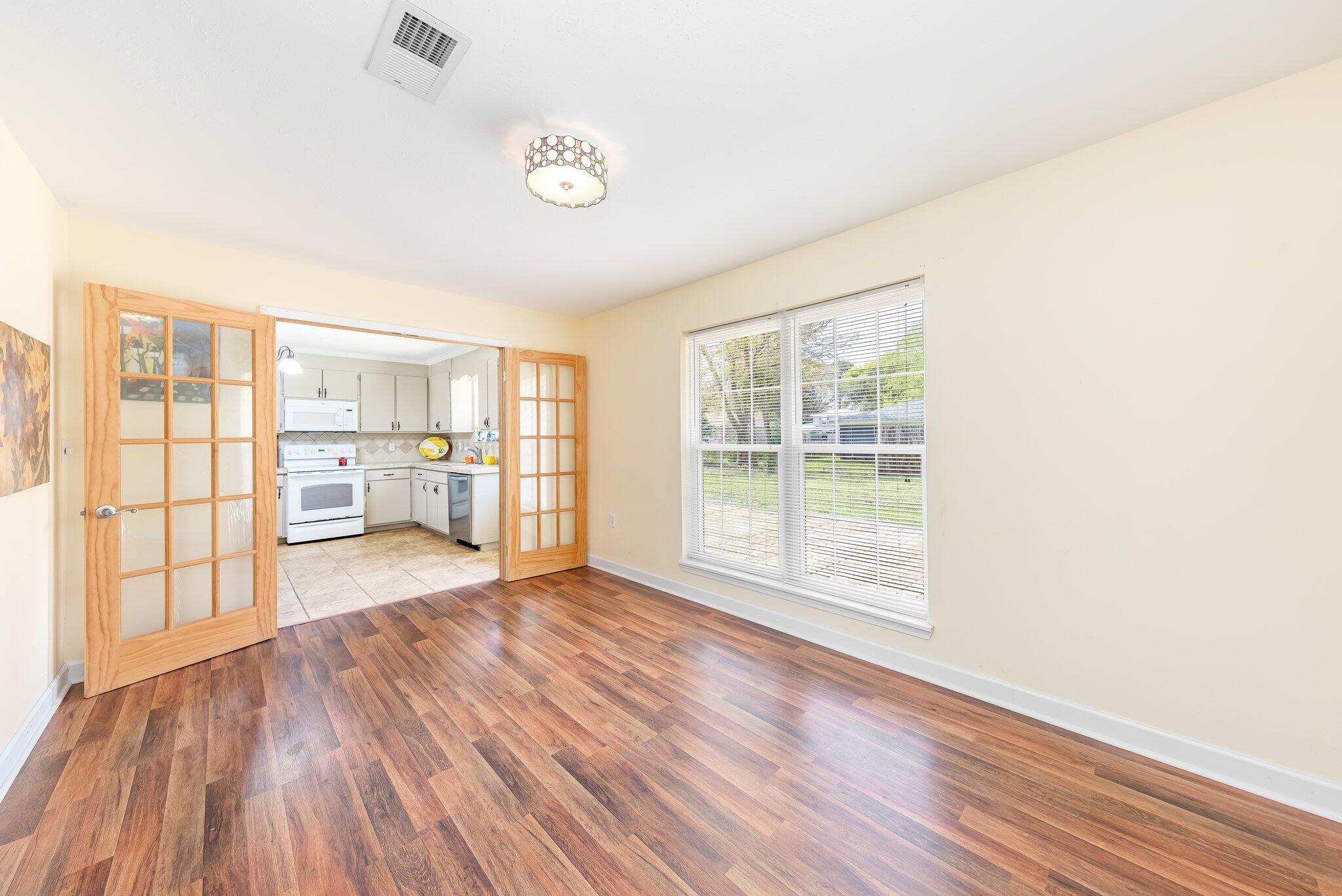 PALM ESTATES UNIT 3 - Residential