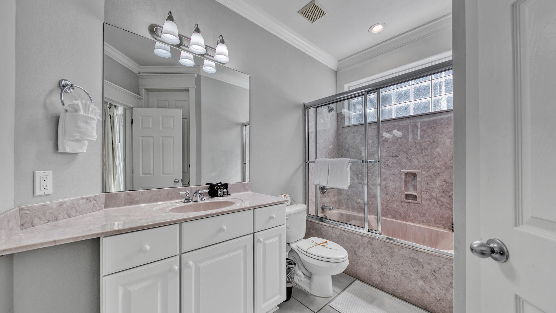 DESTINY BY THE SEA - Residential