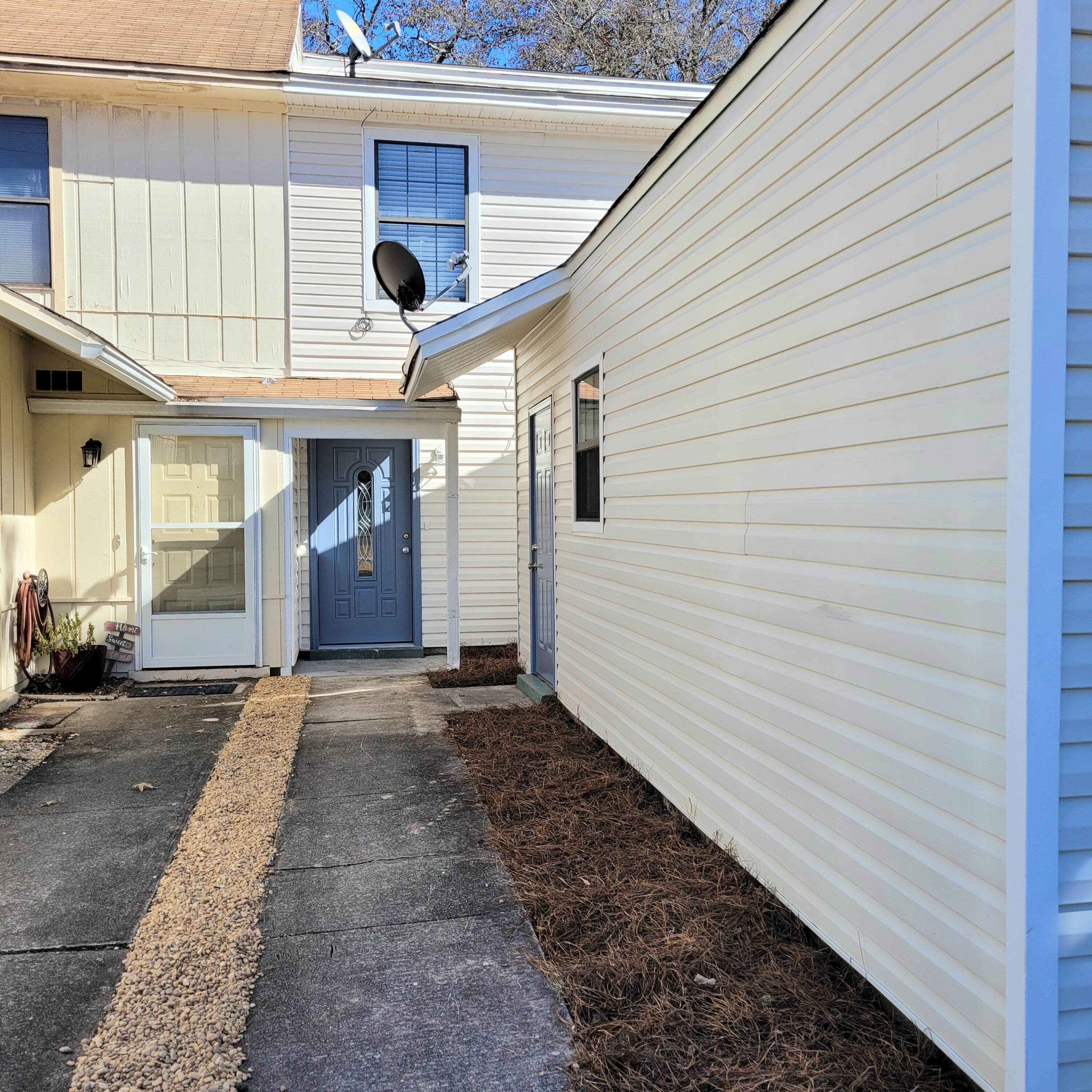 PARKWOOD TERRACE - Residential