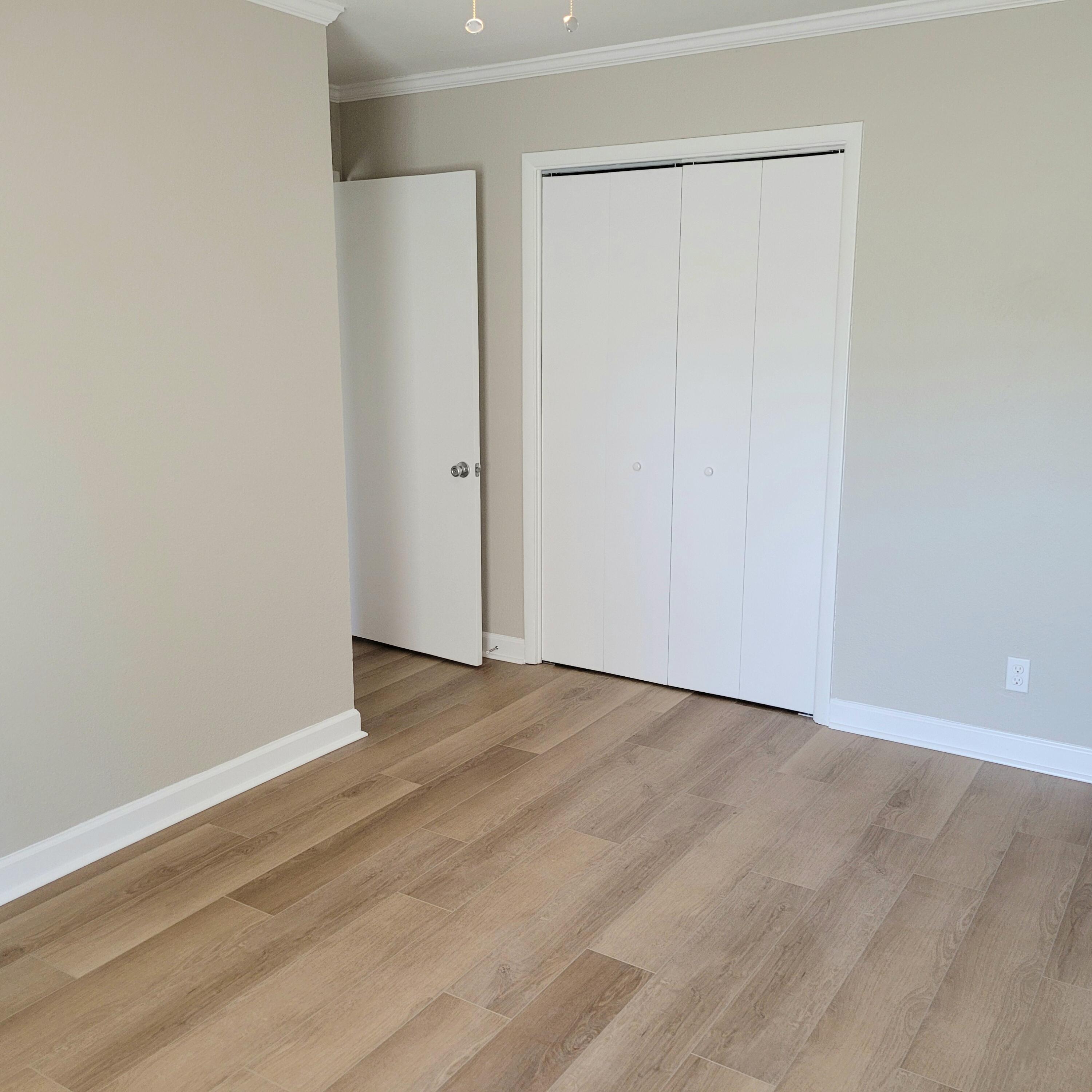 PARKWOOD TERRACE - Residential