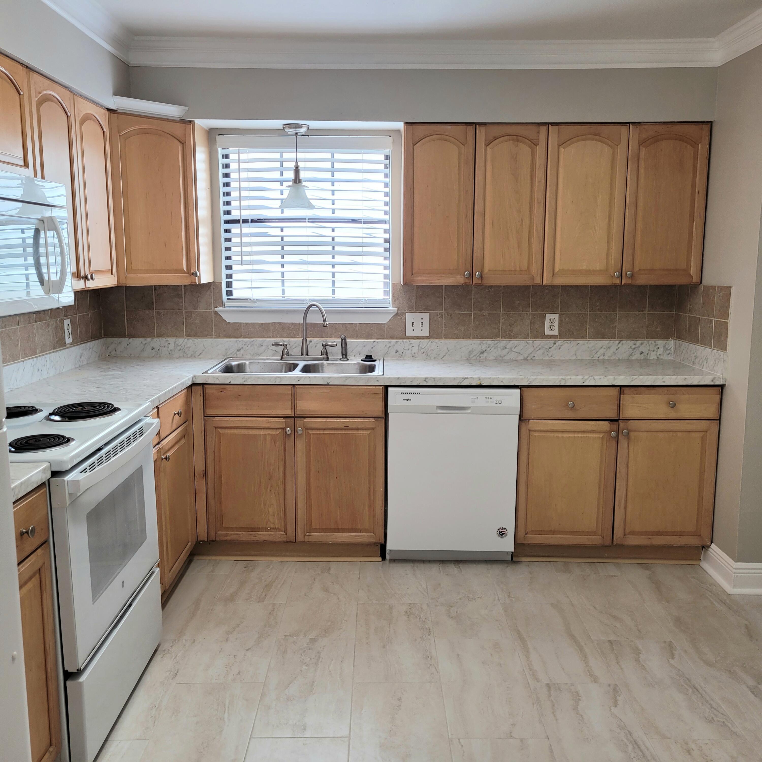 PARKWOOD TERRACE - Residential