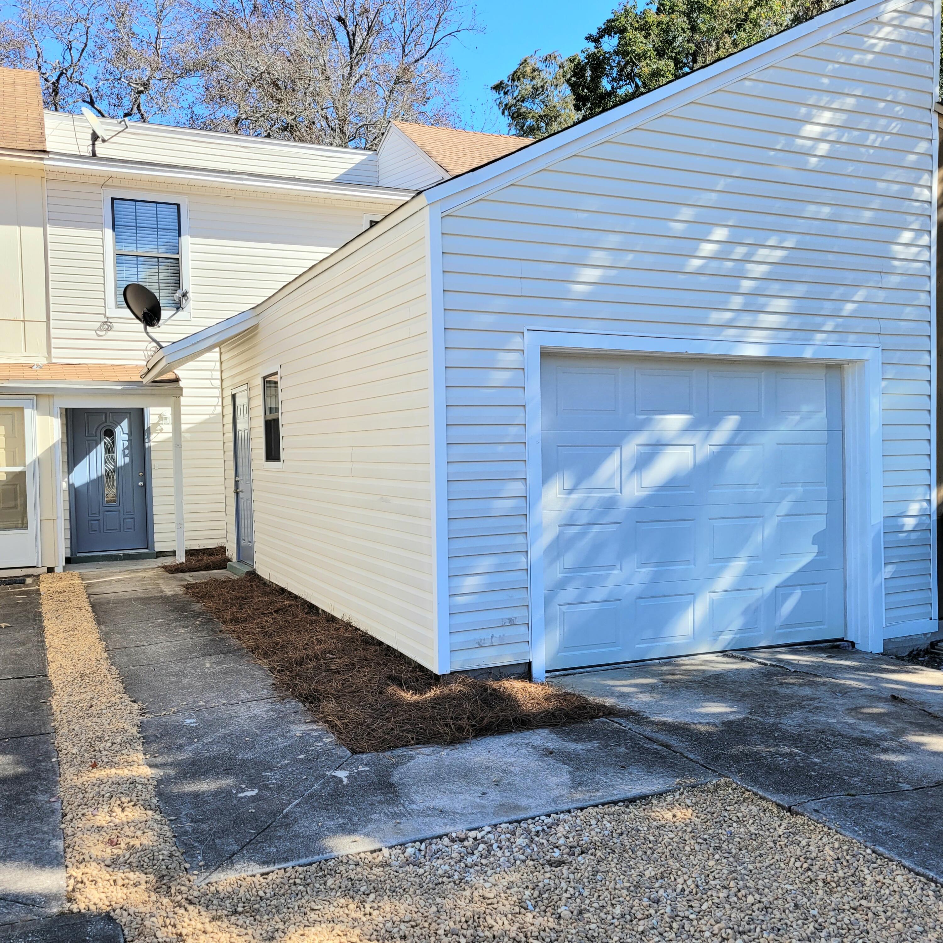 PARKWOOD TERRACE - Residential
