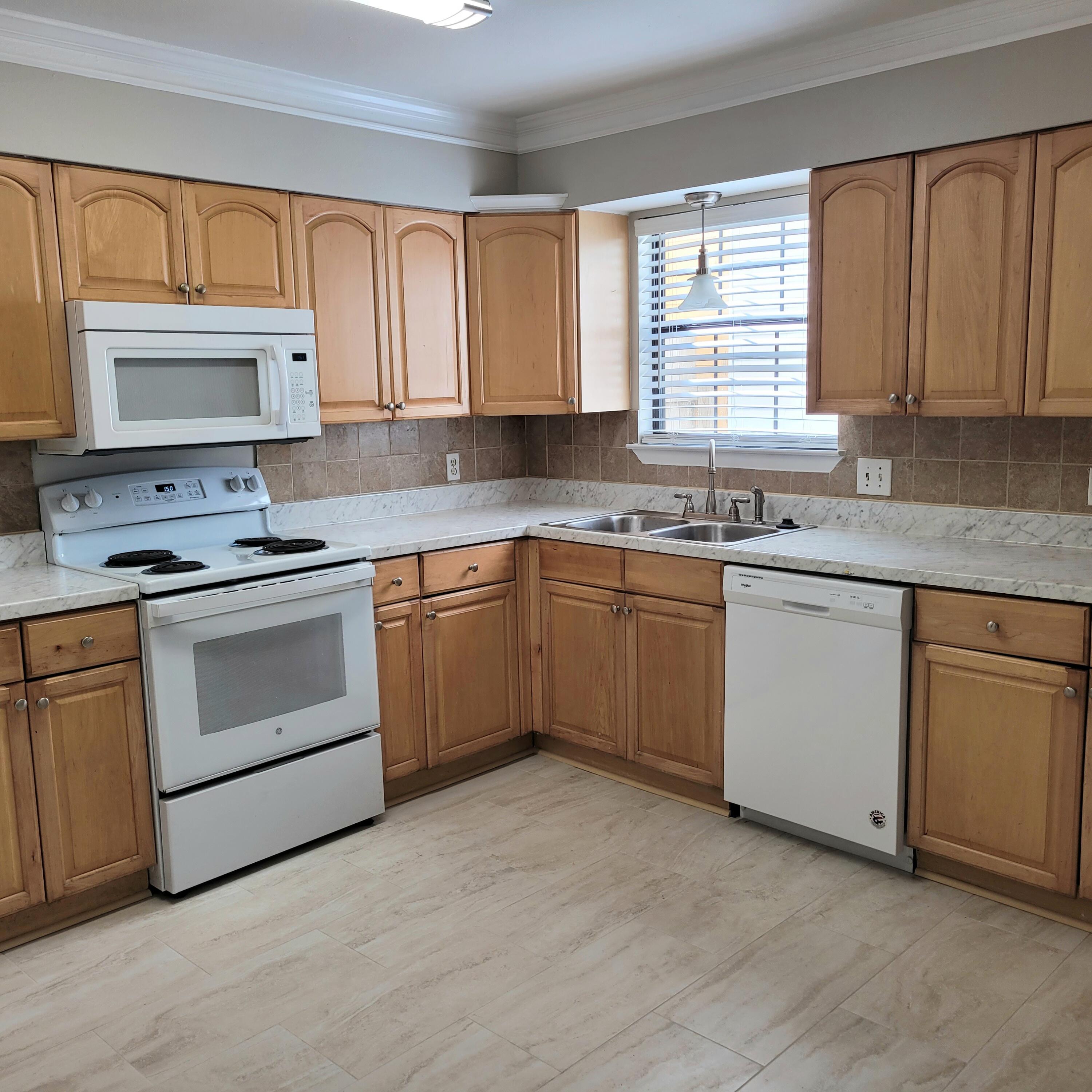 PARKWOOD TERRACE - Residential