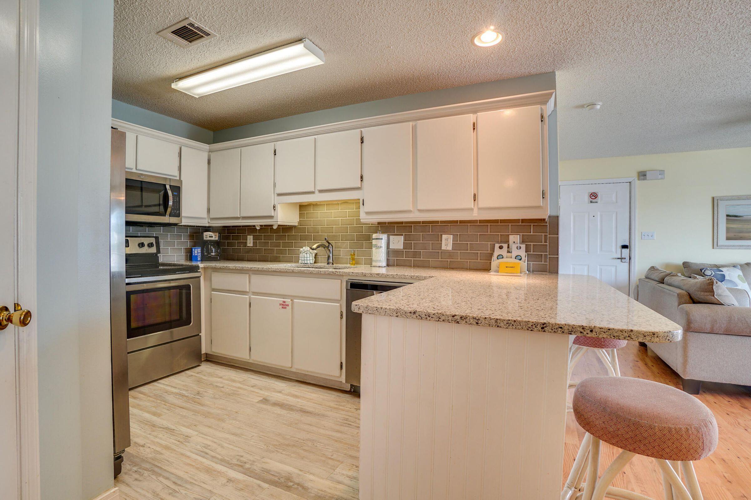 BEACHSIDE VILLAS CONDO - Residential