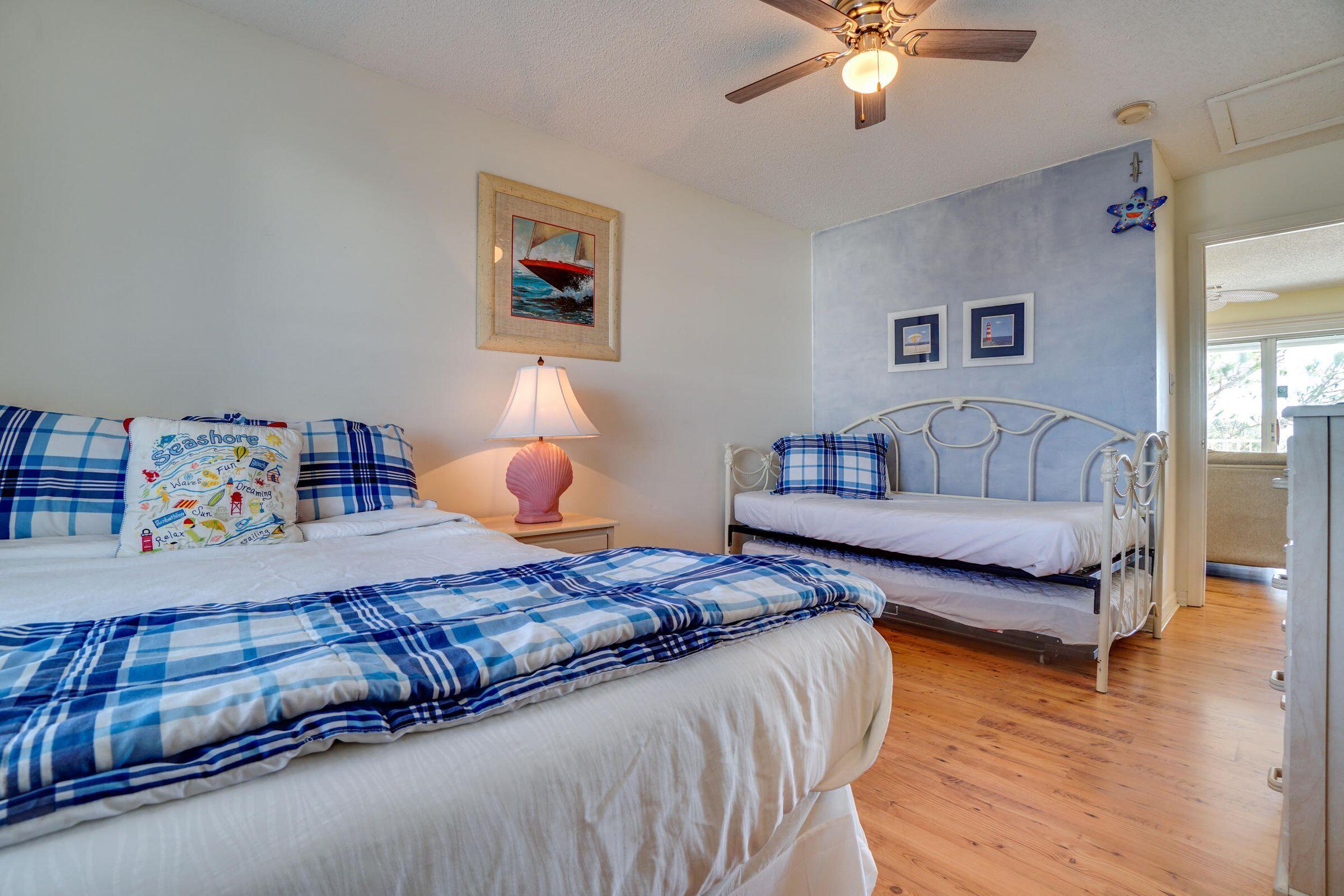 BEACHSIDE VILLAS CONDO - Residential