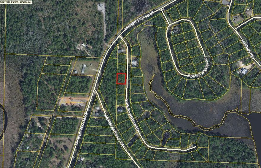 Perfect building lot for builder or individual. Quite country setting just seconds to the bay.