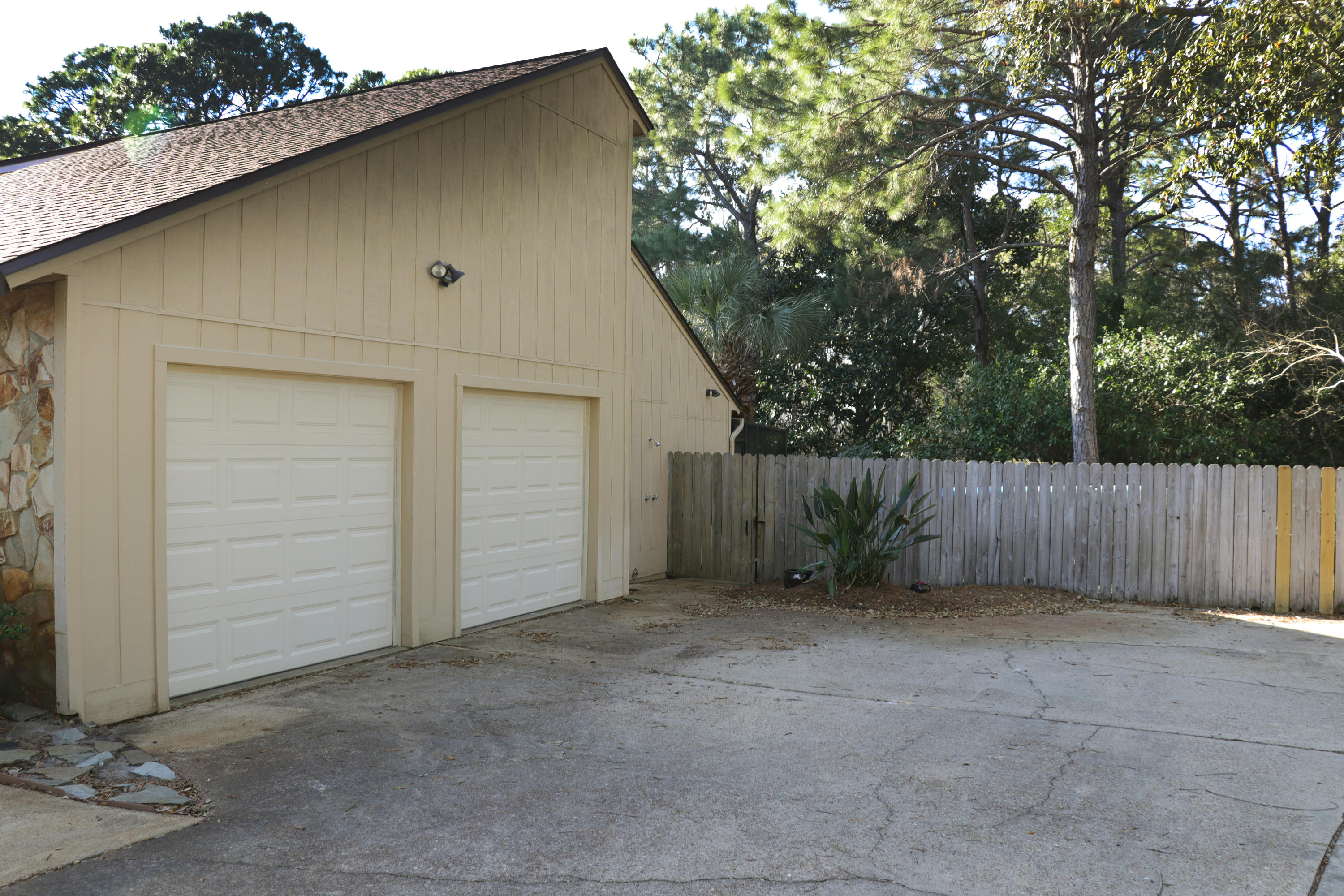 INDIAN BAYOU - Residential