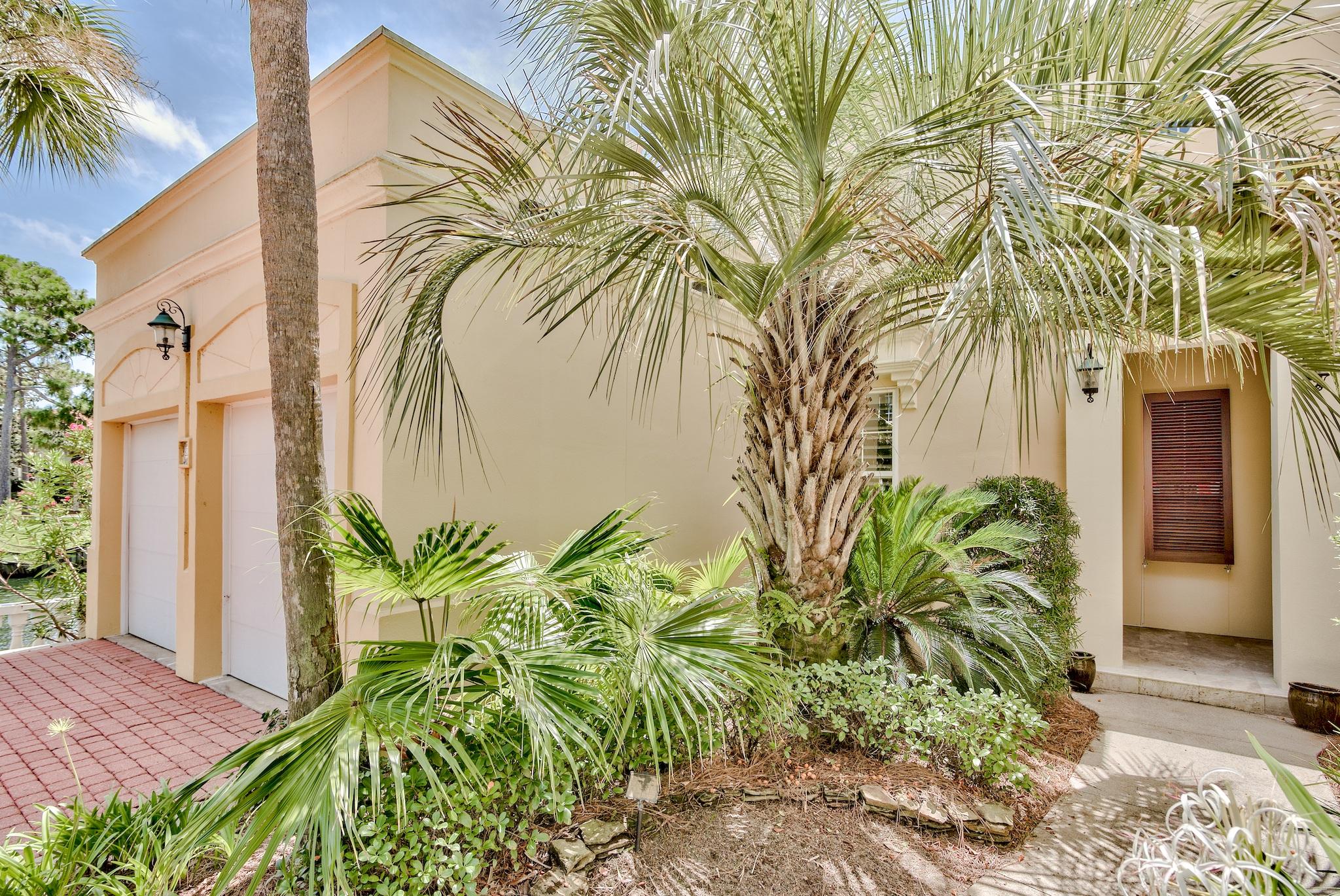 FOUNTAINS AT SANDESTIN - Residential