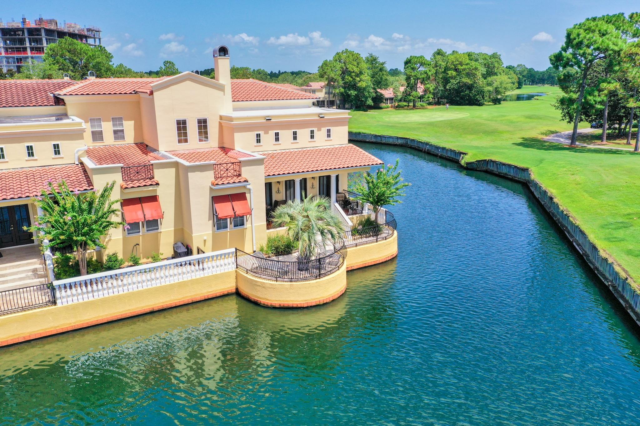 FOUNTAINS AT SANDESTIN - Residential