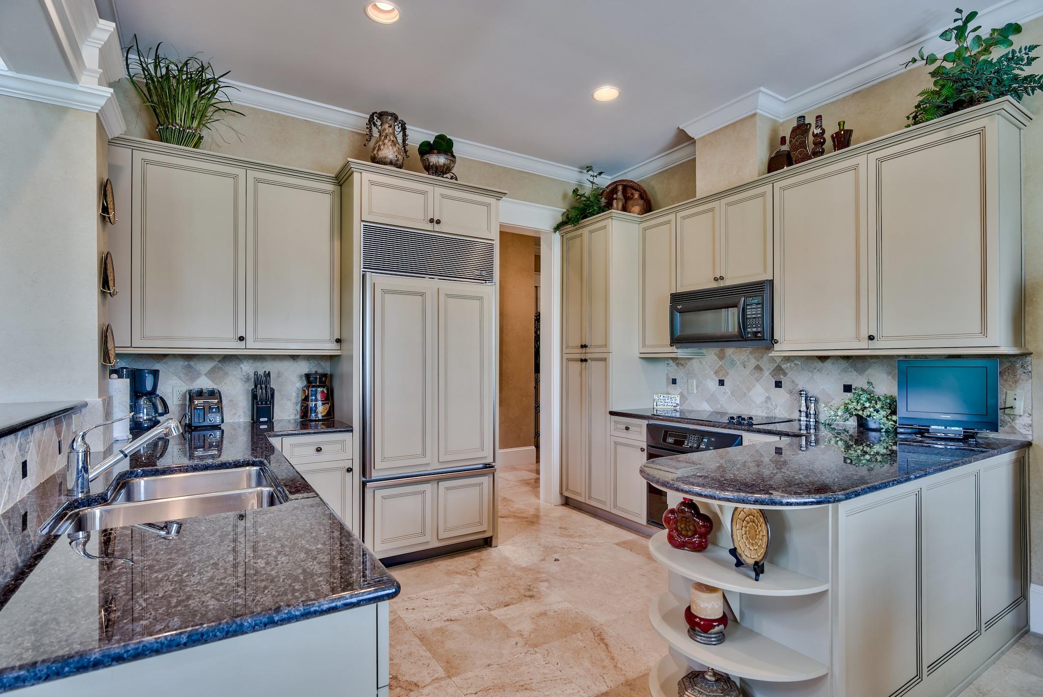 FOUNTAINS AT SANDESTIN - Residential