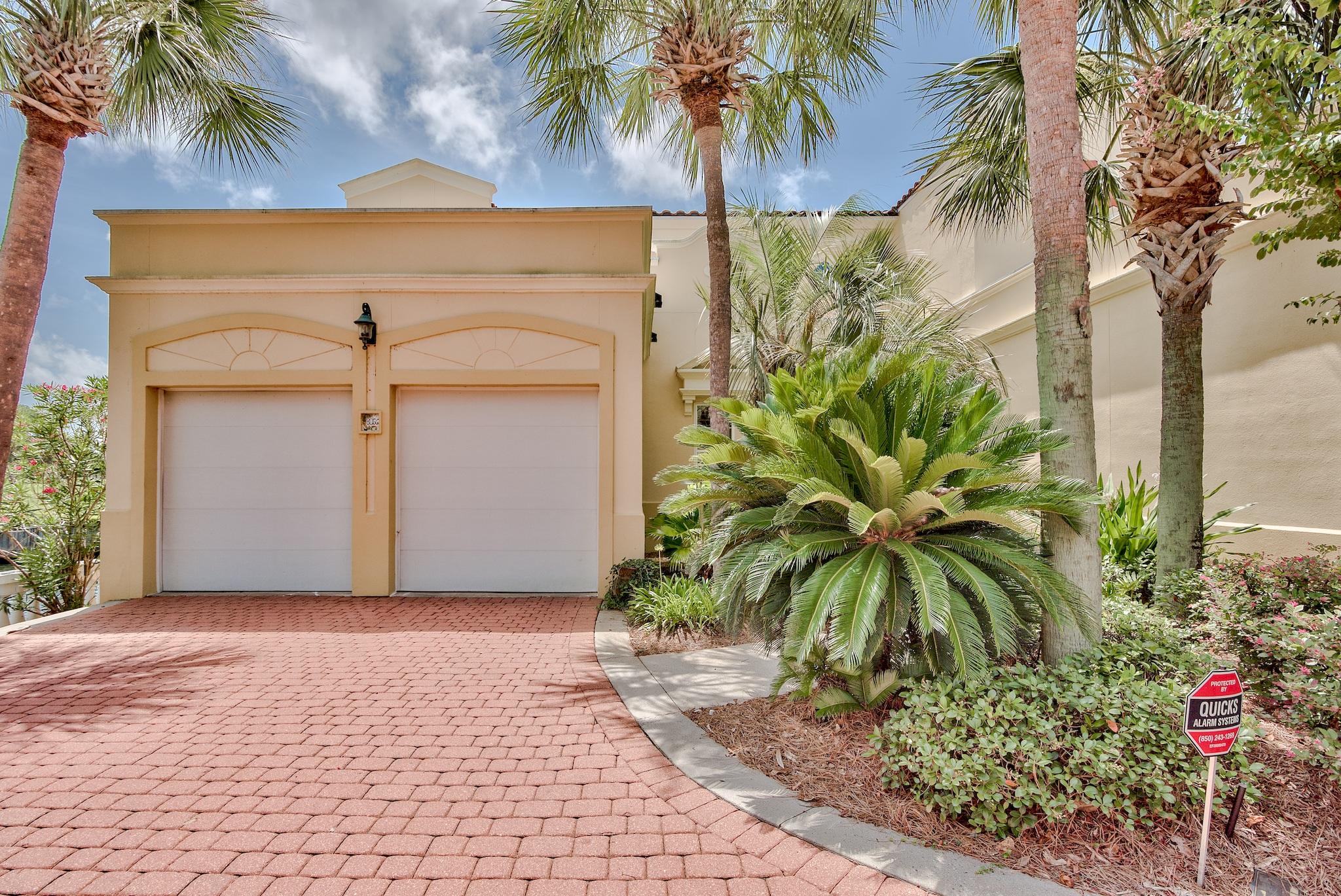 FOUNTAINS AT SANDESTIN - Residential